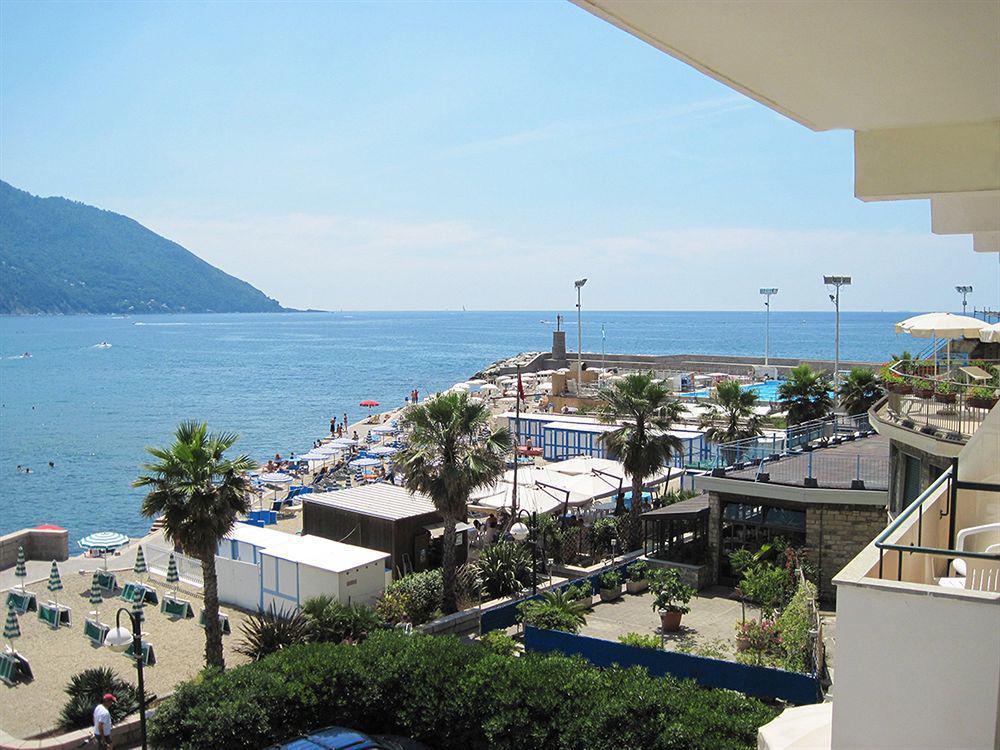 Hotel Elena Реко Екстериор снимка