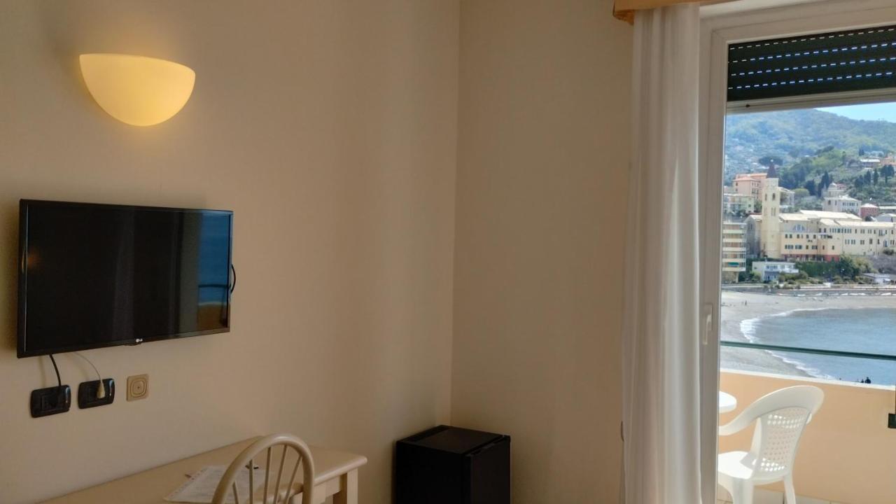 Hotel Elena Реко Екстериор снимка