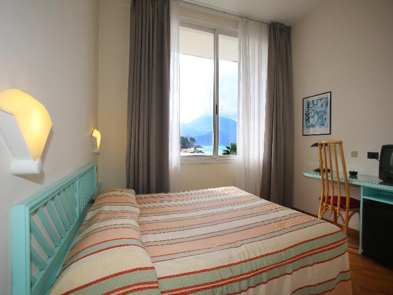 Hotel Elena Реко Екстериор снимка